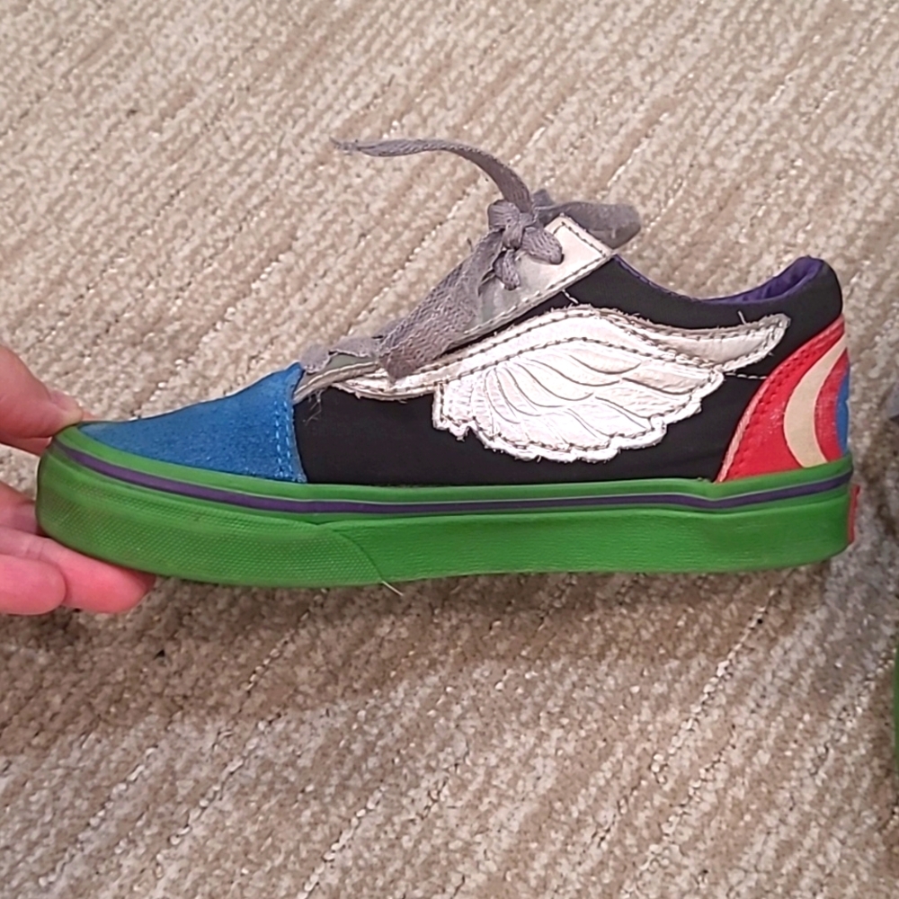 Marvel Vans - Picture 10 of 16
